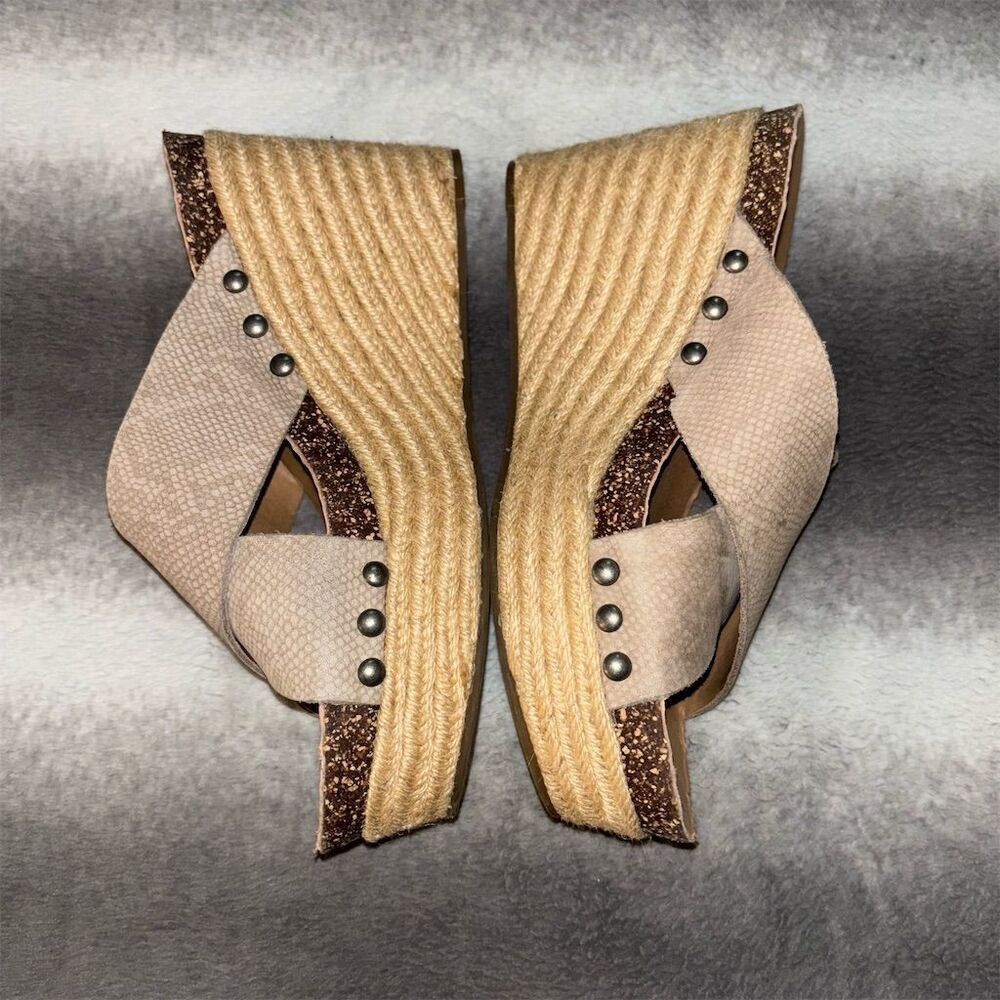 Lucky Brand Women's Neeka Taupe Slide Wedge Sandals Size 7.5M - Picture 9 of 16